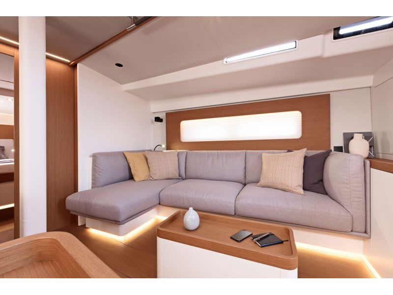 BENETEAU FIRST YACHT 53